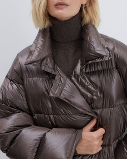 Пуховик двубортный какао