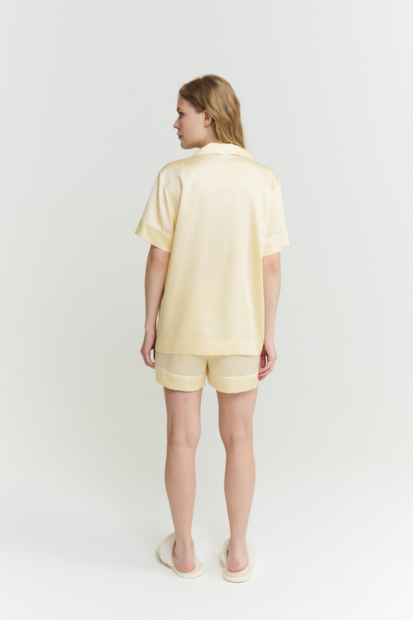 Шорты с кантом из тенселя лимонные