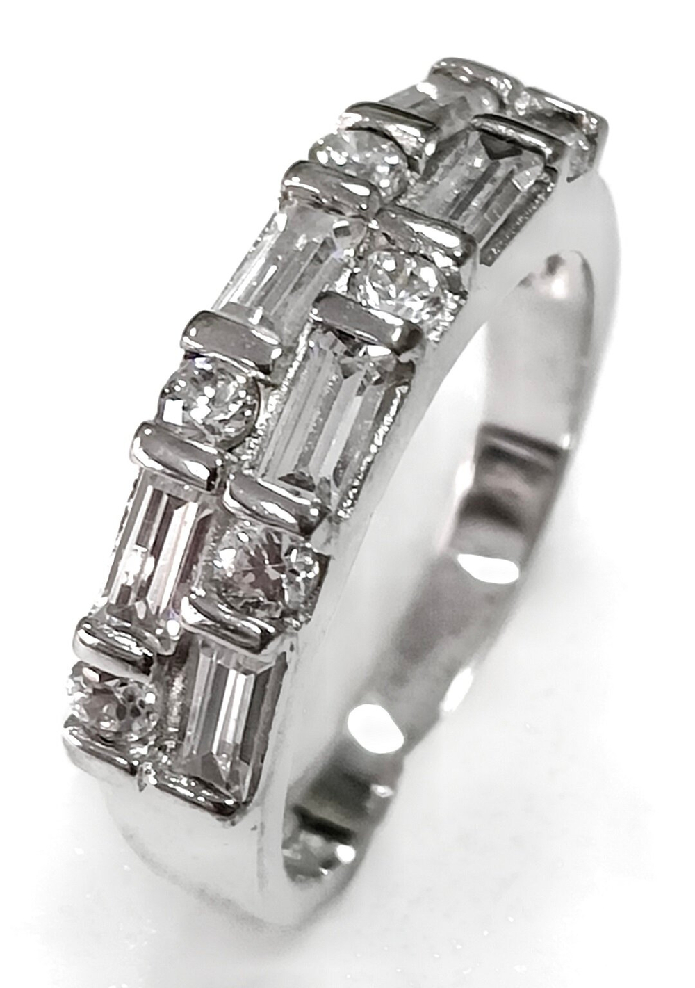 Ювелирное кольцо Эстерелла