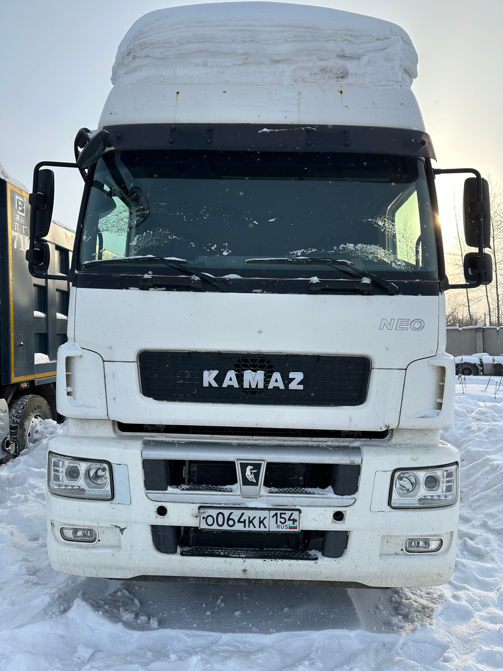 КамАЗ 5490 4x2 Седельный тягач 5490-S5 (Дизель/Газ, 12,0 л, 401 л.с., МТ)