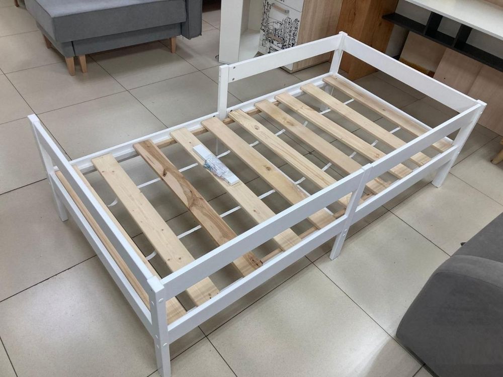 Кровать Умка-2 массив белый 800*1600