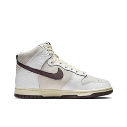 Женские кроссовки Nike Dunk High 'Light Orewood Brown' FB8482-100