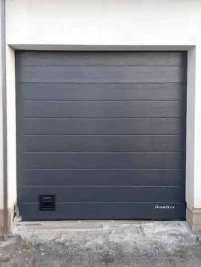 Секционные ворота