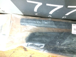 Уплотнитель стекла переднего левого Hilux 8 Новый Оригинал 681510K070