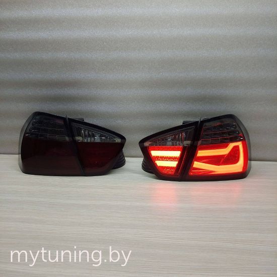 Задние фонари для BMW 3 E90 (05-08) LED Red Smoke