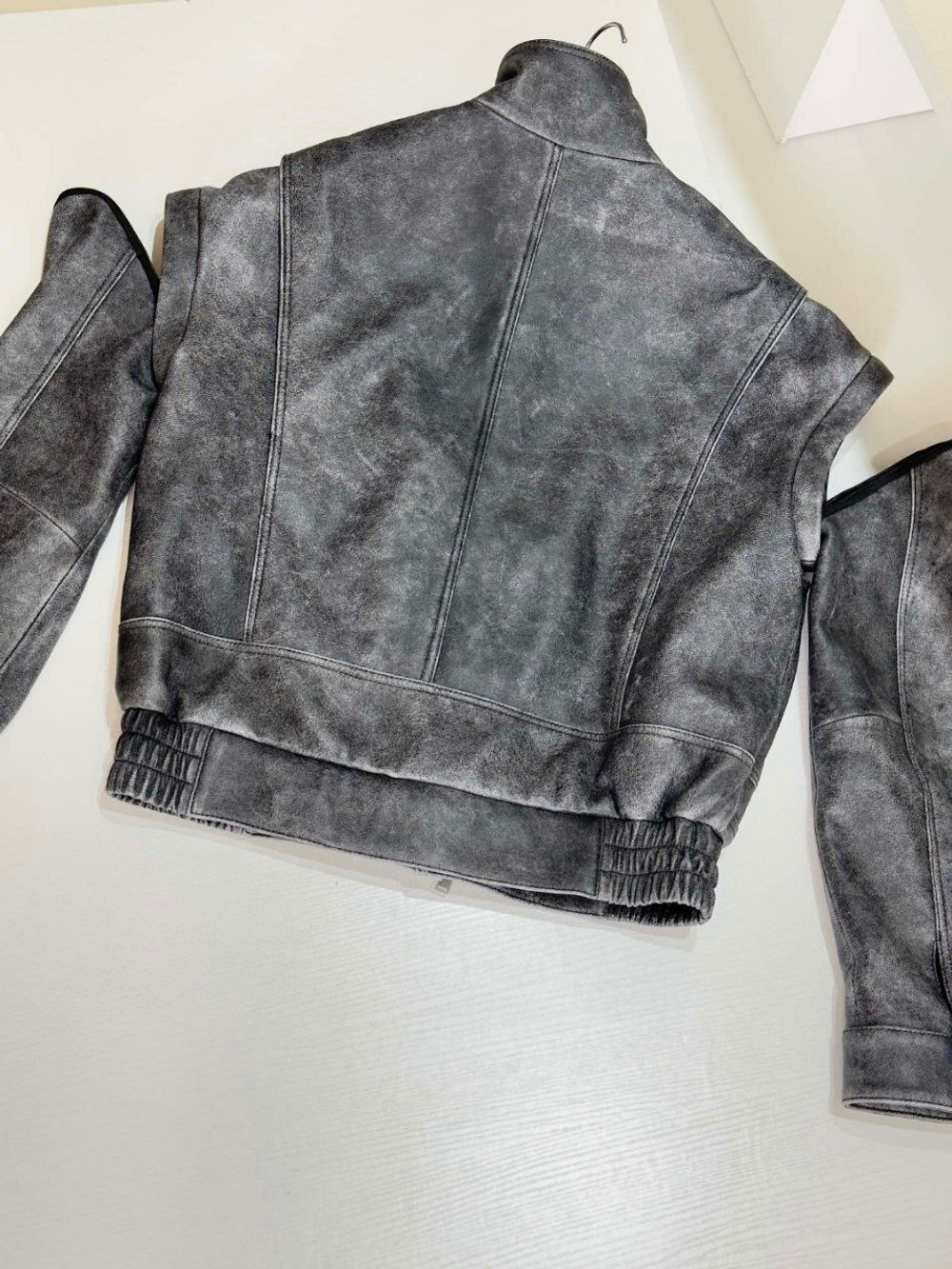 Кожаная куртка Yves Saint Laurent