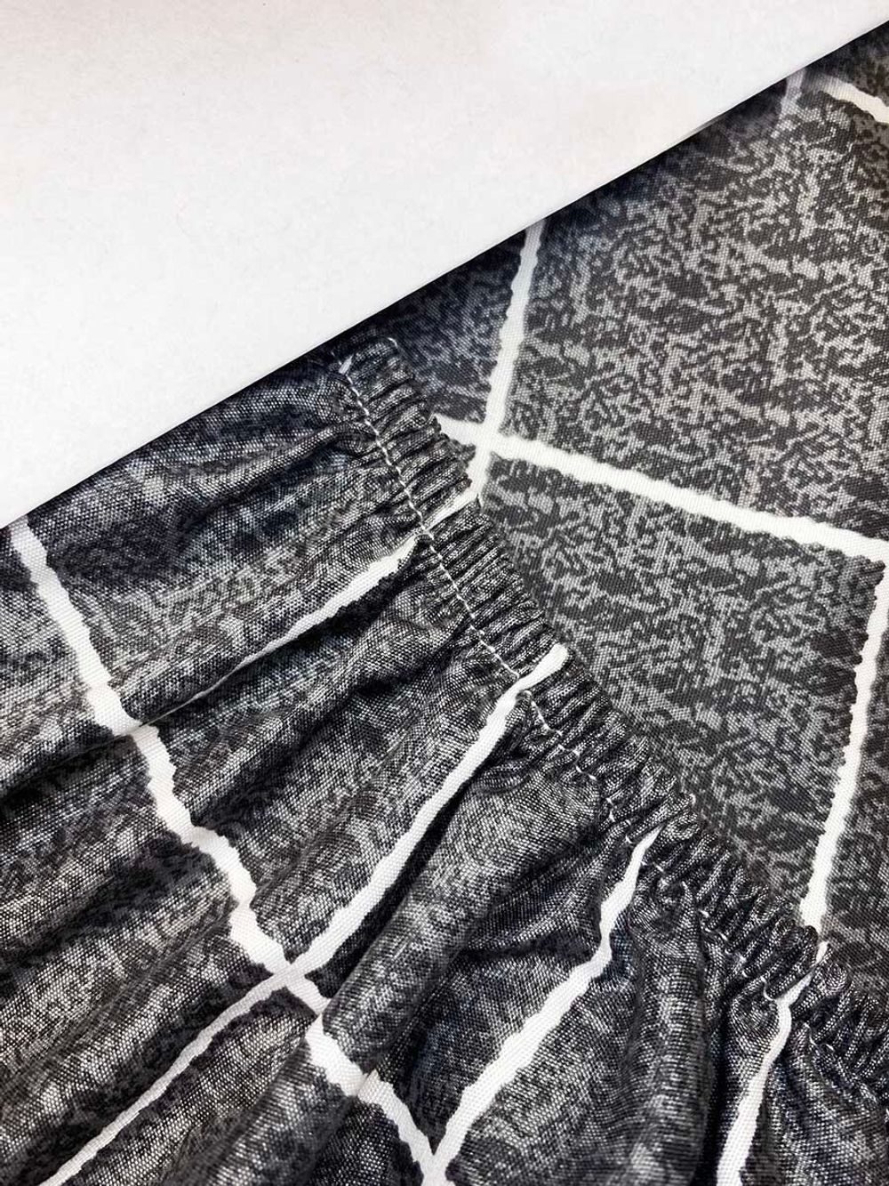 Простынь на резинке полисатин Simple House "Brugg" 120x200 см