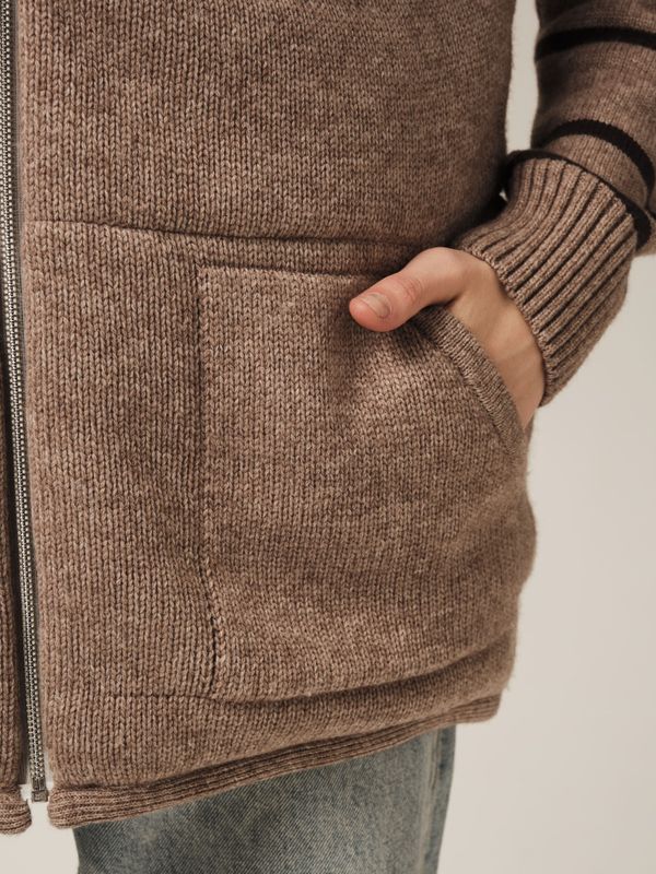 V0442-02 Жилет темно-бежевый dbr