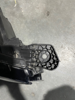 Фара левая DS6 LED/Галоген ()