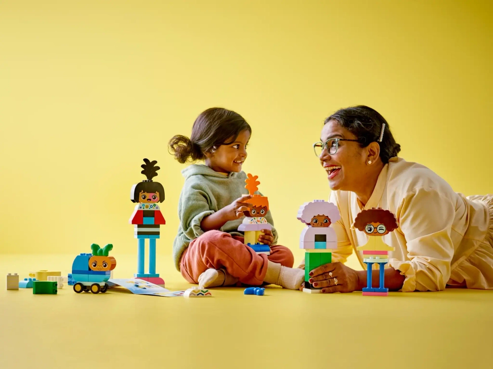 Конструктор LEGO Duplo 10423 Городские жители с большими эмоциями