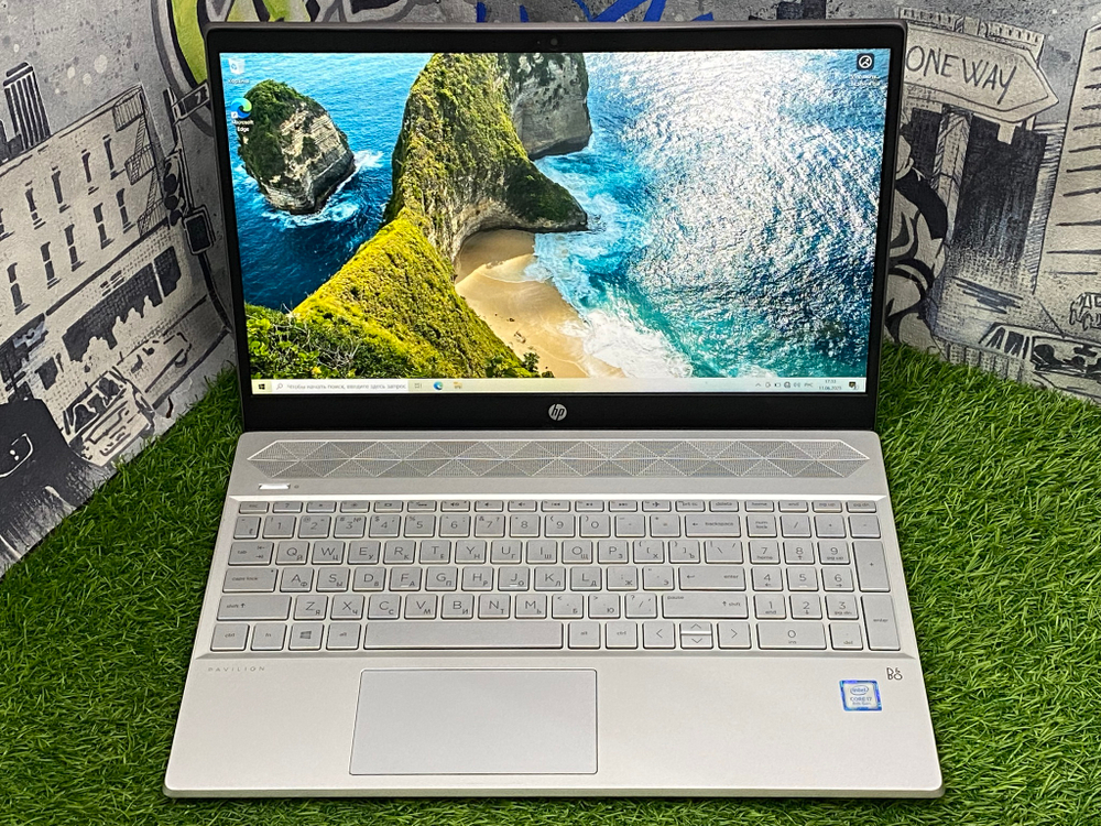 Ноутбук HP 15.6" i7-8550U/16GB/128GB SSD/1TB HDD/ Pavilon 4AG15UA[15-cs0064st]/Windows 10