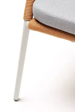 "Милан" стул плетеный из роупа, каркас алюминий светло-серый (RAL7035) муар, роуп оранжевый меланж круглый, ткань светло-серая