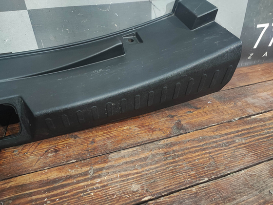 Обшивка Накладка замка багажника Haval F7 1 19-24 Б/У Оригинал 5602101AKQ00A