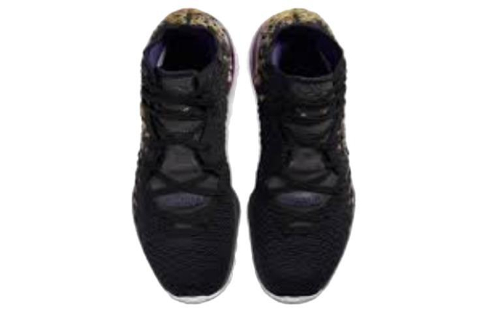 Кроссовки Nike Lebron 17