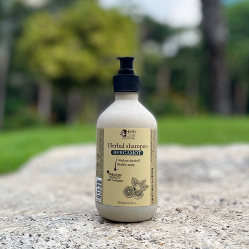 Шампунь против перхоти и для оздоровления кожи головы с Бергамотом Bergamot Shampoo HerbCare