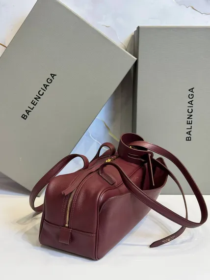 Сумка Balenciaga Carrie