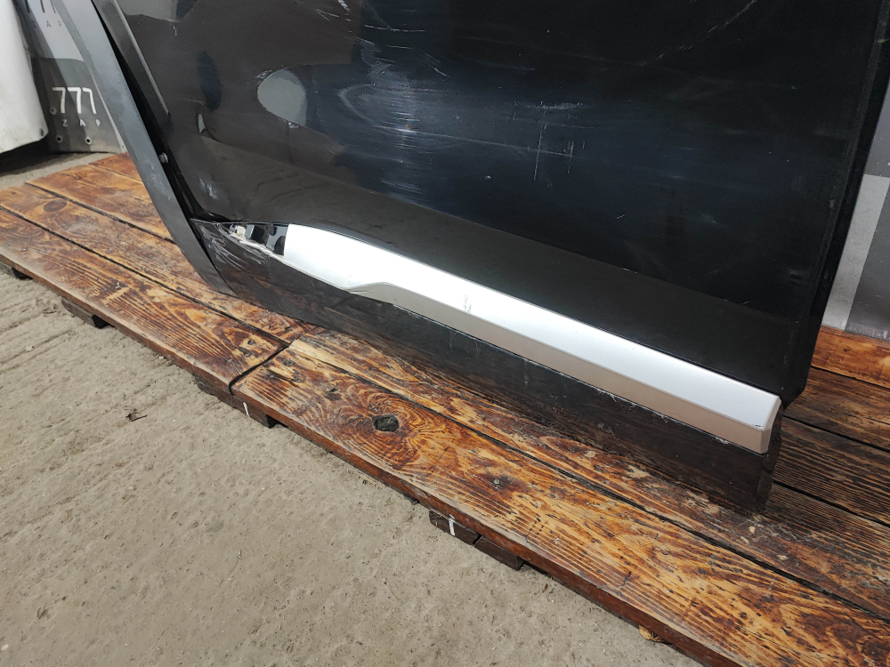 Дверь задняя правая Geely Monjaro 21-нв Б/У Оригинал 5081068400C15