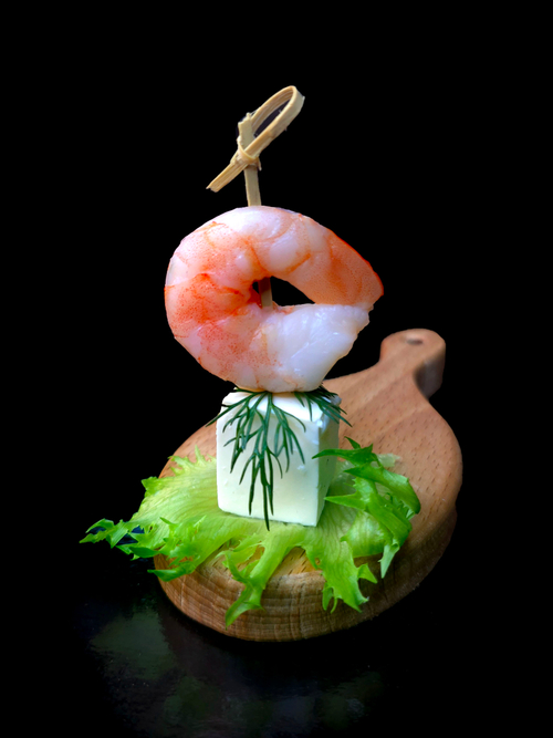 Тигровая креветка с нежным козьим сыром