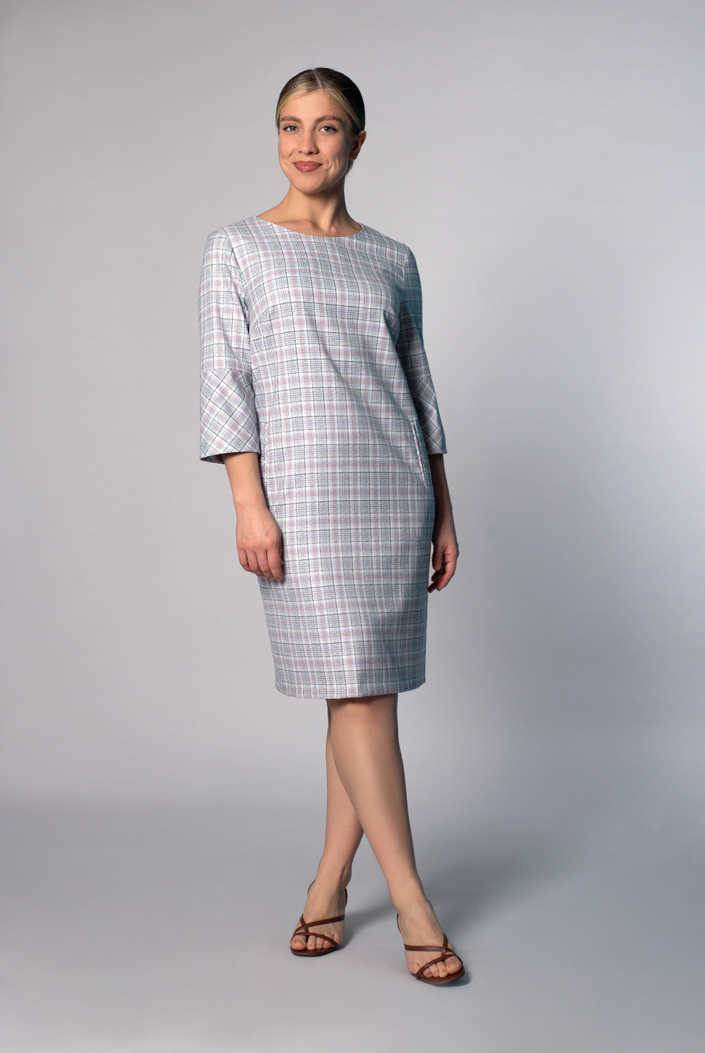 Платье женское 1390Аг, клетка белая #406БКл051390Аг