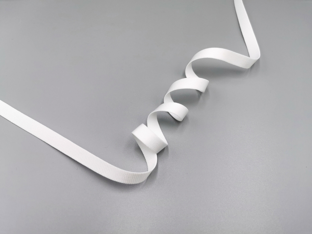 Бретелечная резинка без фестонов, белая, 12 мм, (арт. BR640/12-001), м