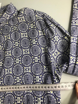 Блузка Benetton легкая, визуально на 50/52 размер