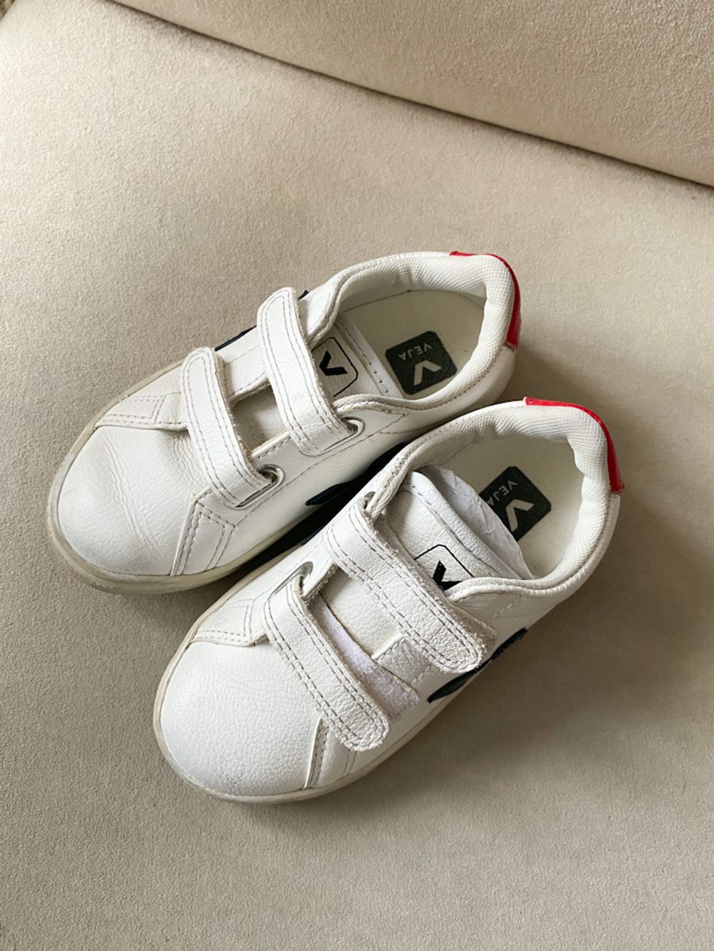 Кроссовки Veja