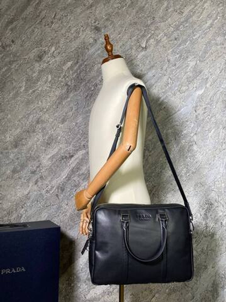 Портфель Prada