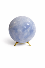 Шар из голубого кальцита
