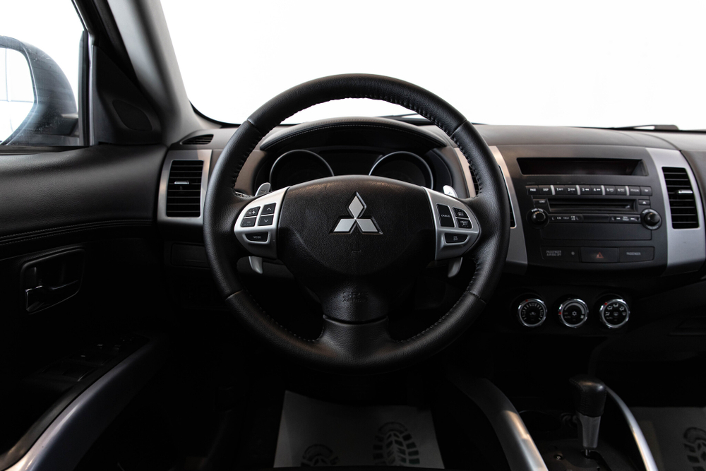 Mitsubishi Outlander, 2010 год