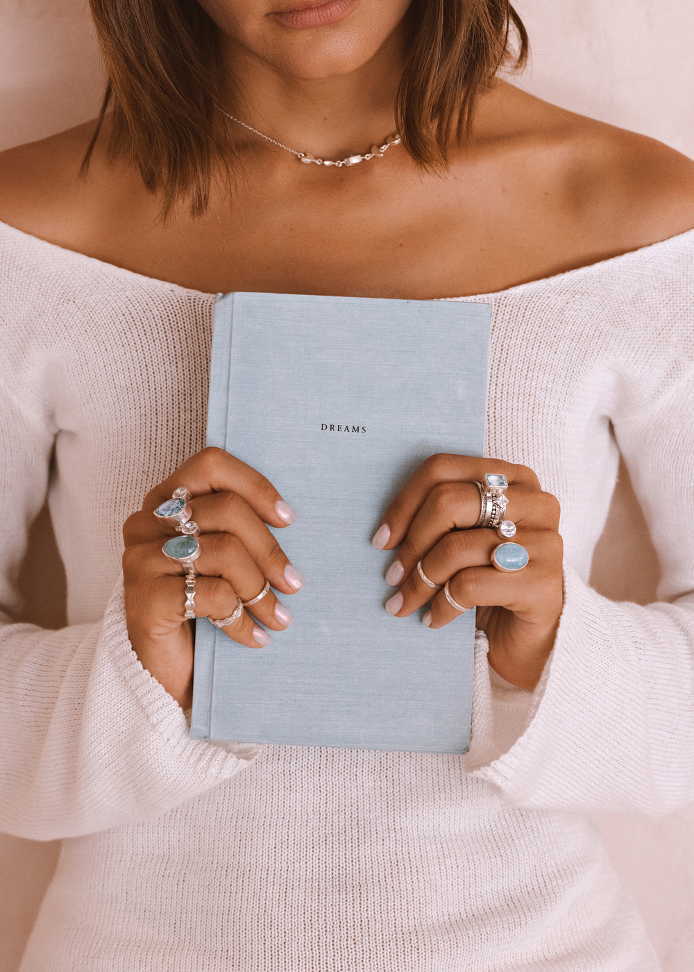 Кольцо «Дуо» с голубым топазом и белым топазом