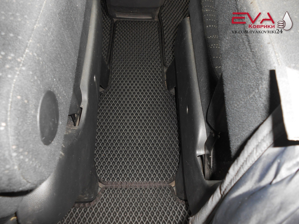 Honda Stepwgn 4 поколение RK (10.2009 - 03.2015) минивэн