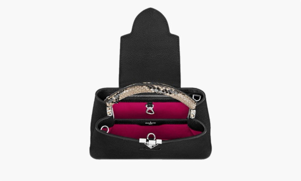 Сумка Louis Vuitton Capucines BB Taurillion Leather "Noir"