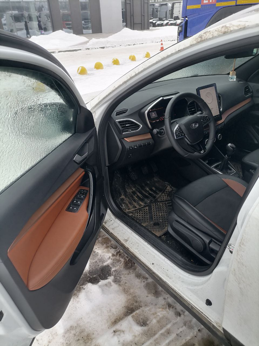 LADA VESTA SW Cross Techno 24 1.8 122hp AT