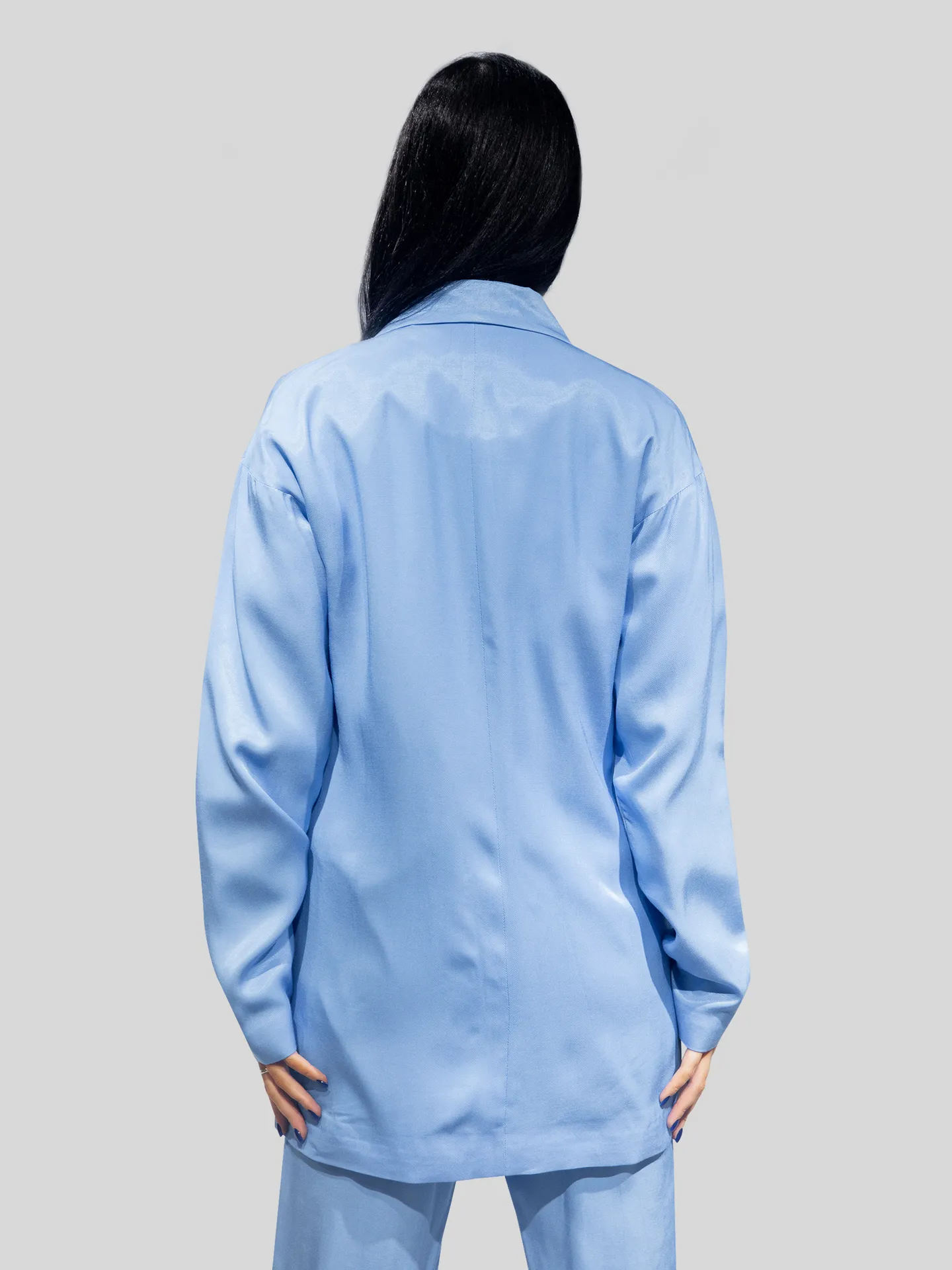 Костюм Lefon 130432 однотонный из пиджака на одну пуговицу  и укороченных штанов на резинке