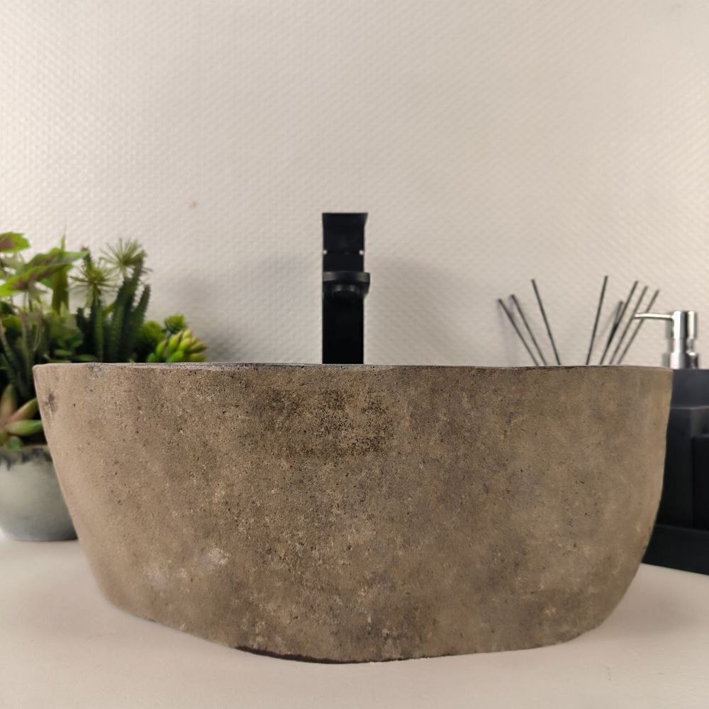 Раковина из речного камня RS-64991 40*36*15 0860