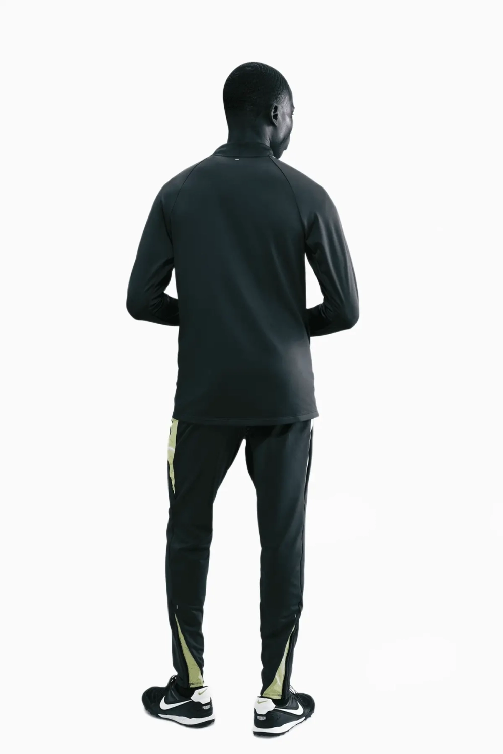 Кофта Nike Therma-Fit Strike - зеленый