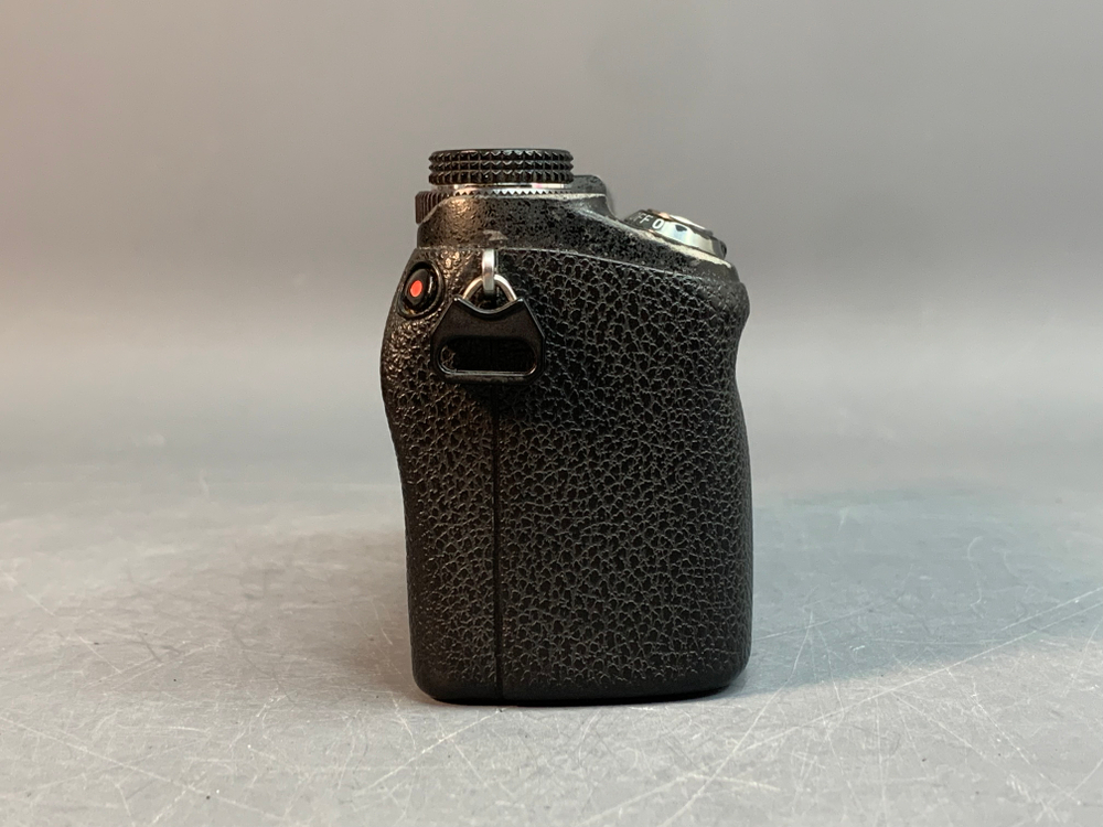 Sony NEX-6 kit 16-50mm 48.490 кадров, иногда заедает зум