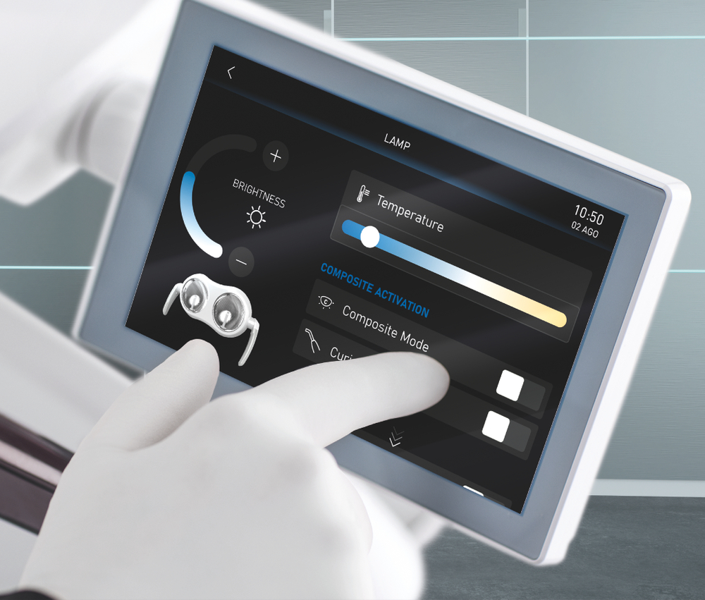 Стоматологическая установка Stern Weber S320 TR (эл.мотор, турбина, свет 50000 Лк)