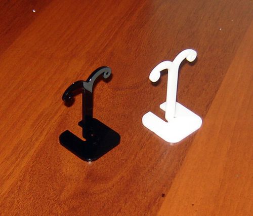 Подставка под серьги №2 Ушки малая