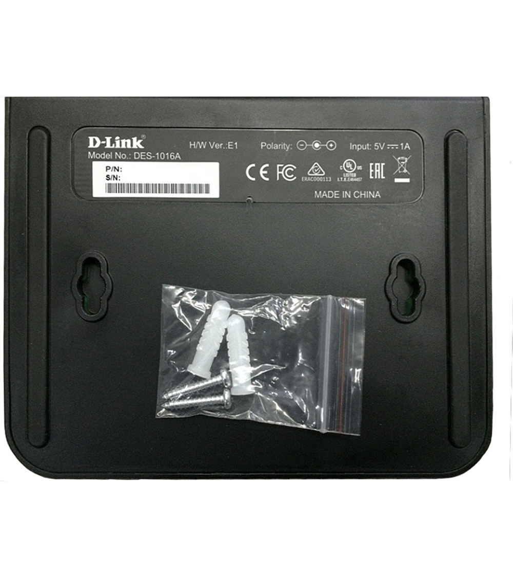 D-Link Unmanaged Switch 16x100Base-TX, plastic case