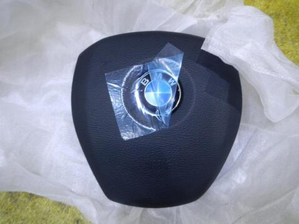 Подушка безопасности в руль BMW X5 E70 (2006-2013)