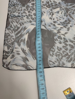 Шарф с леопардовым принтом