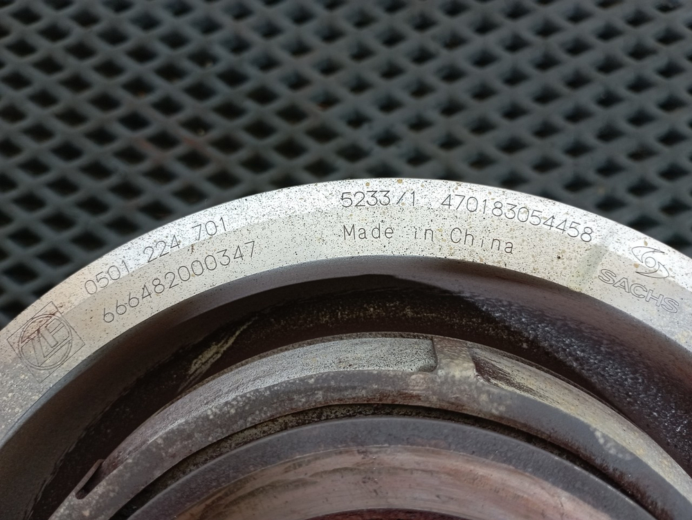 Выжимной подшипник сцепления АКПП 2023г