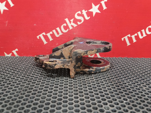 Кронштейн стойки стабилизатора левый 2023г