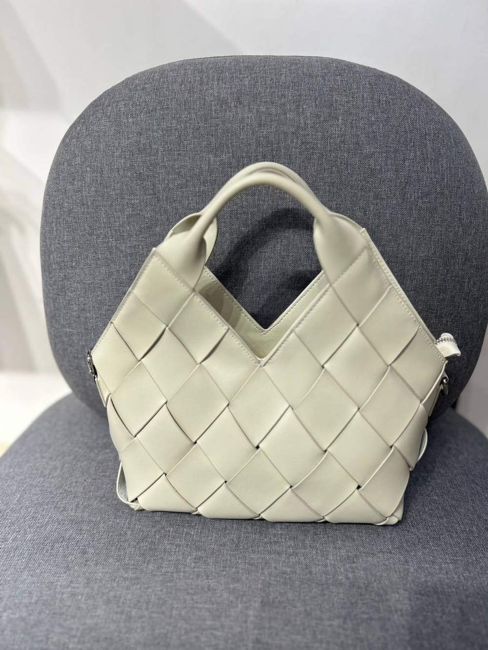 36081 Бежевый Сумка женская нат. кожа 26*11*15