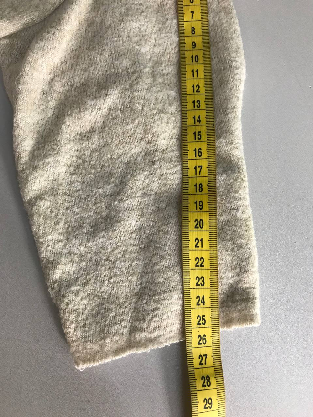 Джемпер Zara светлый, маркировка S, визуально на 44 размер