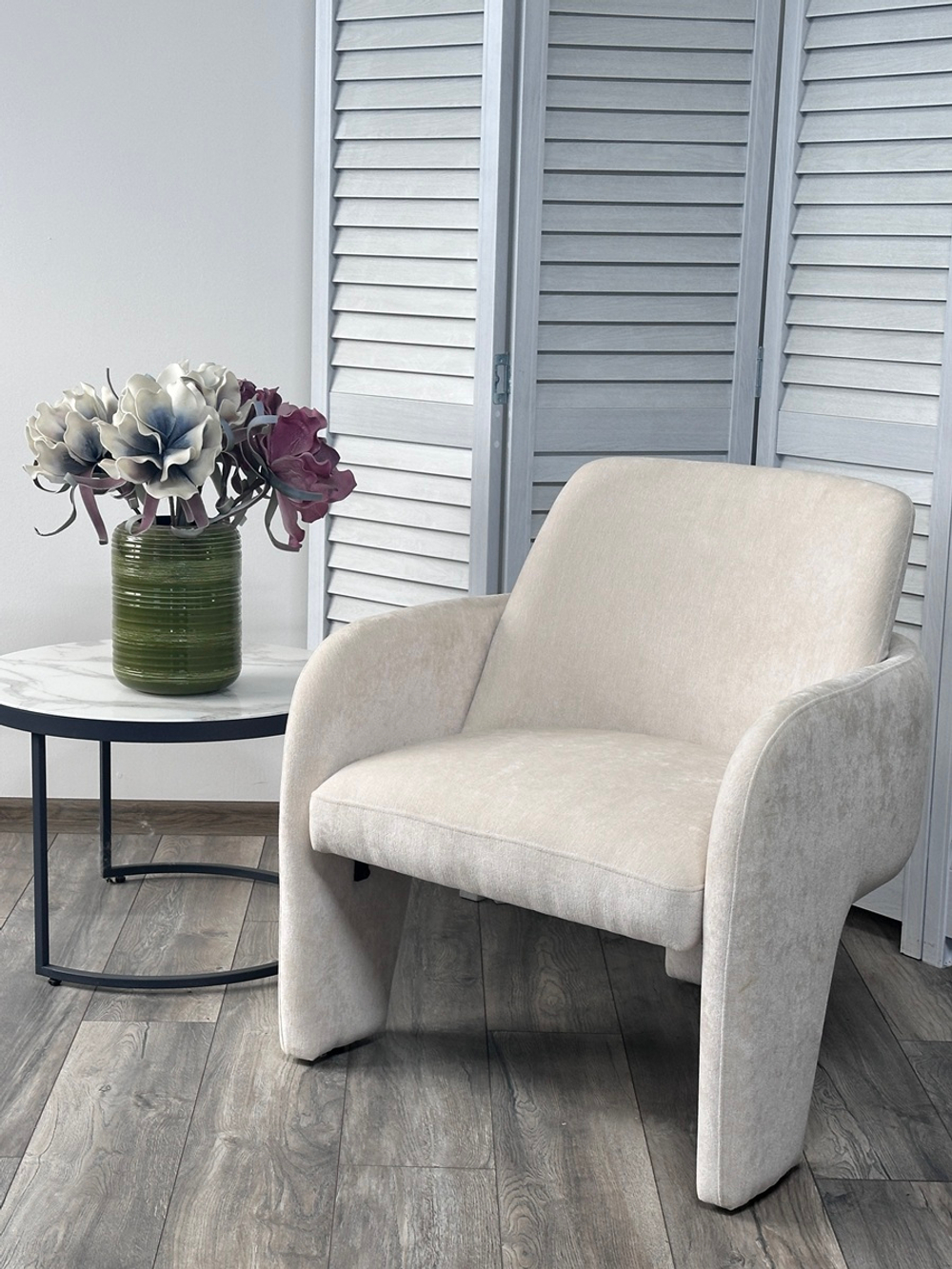 Кресло CUBE AT5139-09 Св. бежевый, ткань/каркас металл в тканевой обивке AT5139-09 ®DISAUR