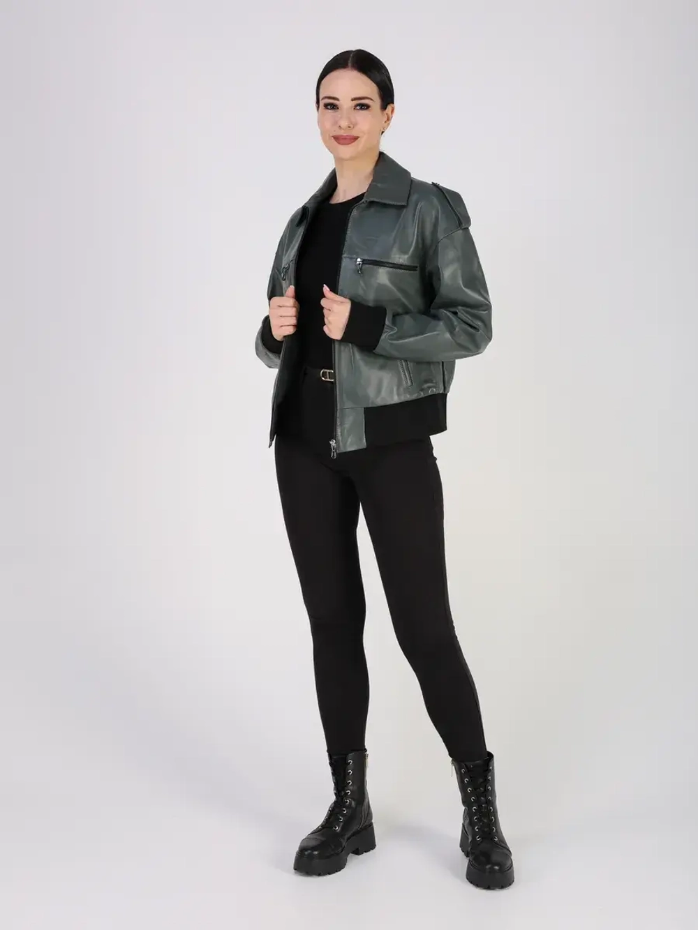 Кожаная куртка демисезонная