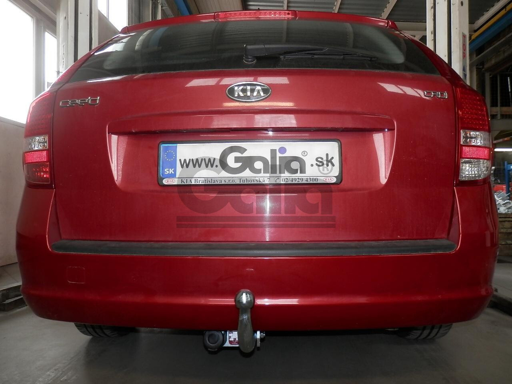Оцинкованный фаркоп на Kia Ceed универсал 2006-2012 (без электрики), Galia K030C