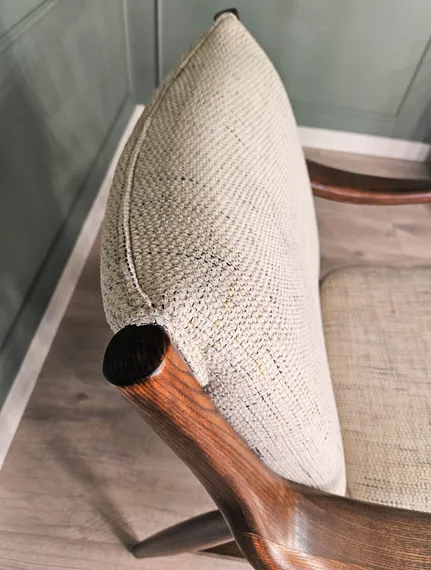 Кресло Finn Juhl Model 45, темный орех, бежевая рогожка